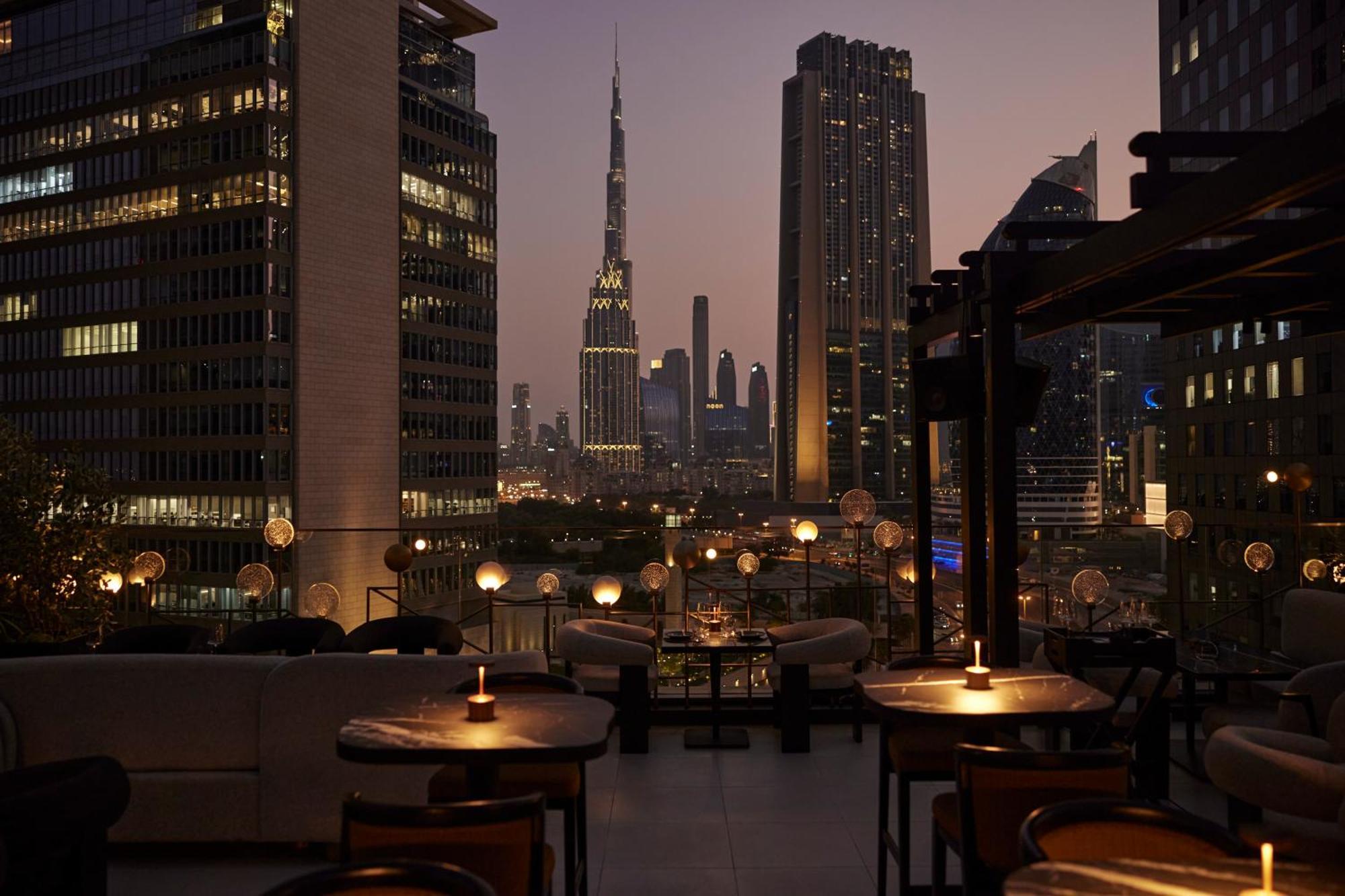 Four Seasons Hotel Dubai International Financial Centre Exterior photo