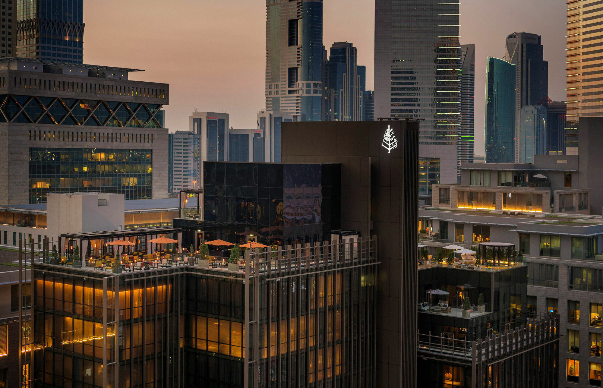 Four Seasons Hotel Dubai International Financial Centre Exterior photo